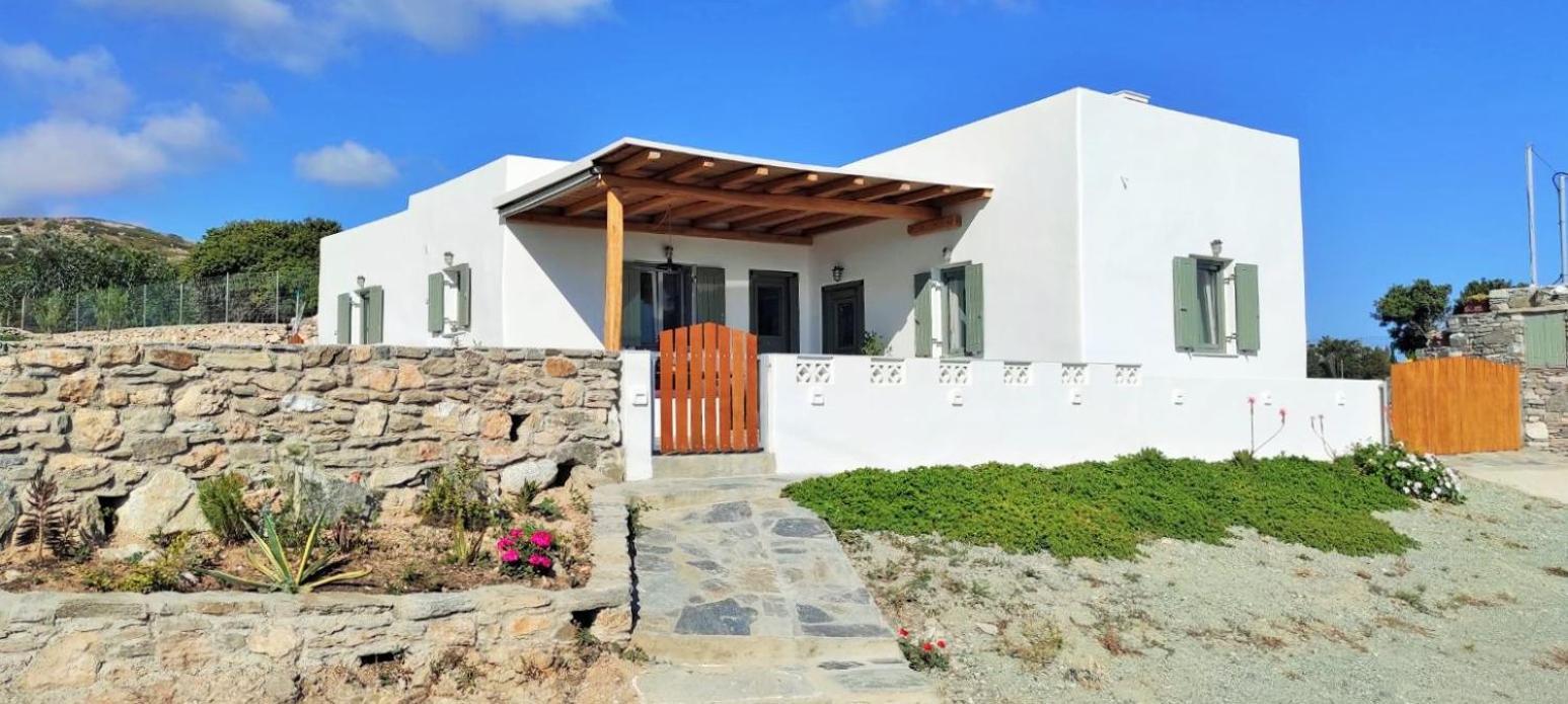 The Old Barn, Naousa Paros Villa Exterior photo